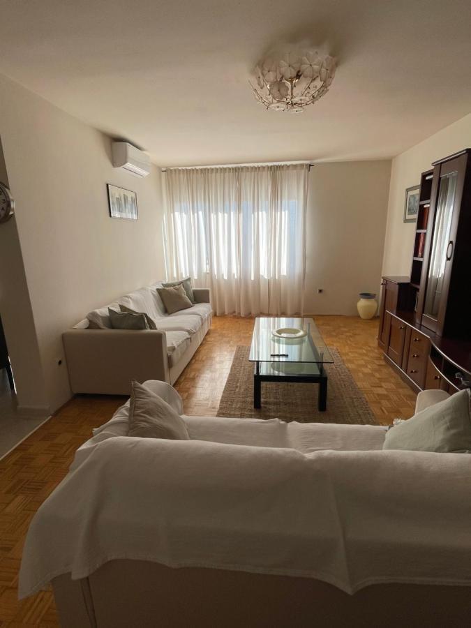 Apartment Iva ポドストラナ エクステリア 写真
